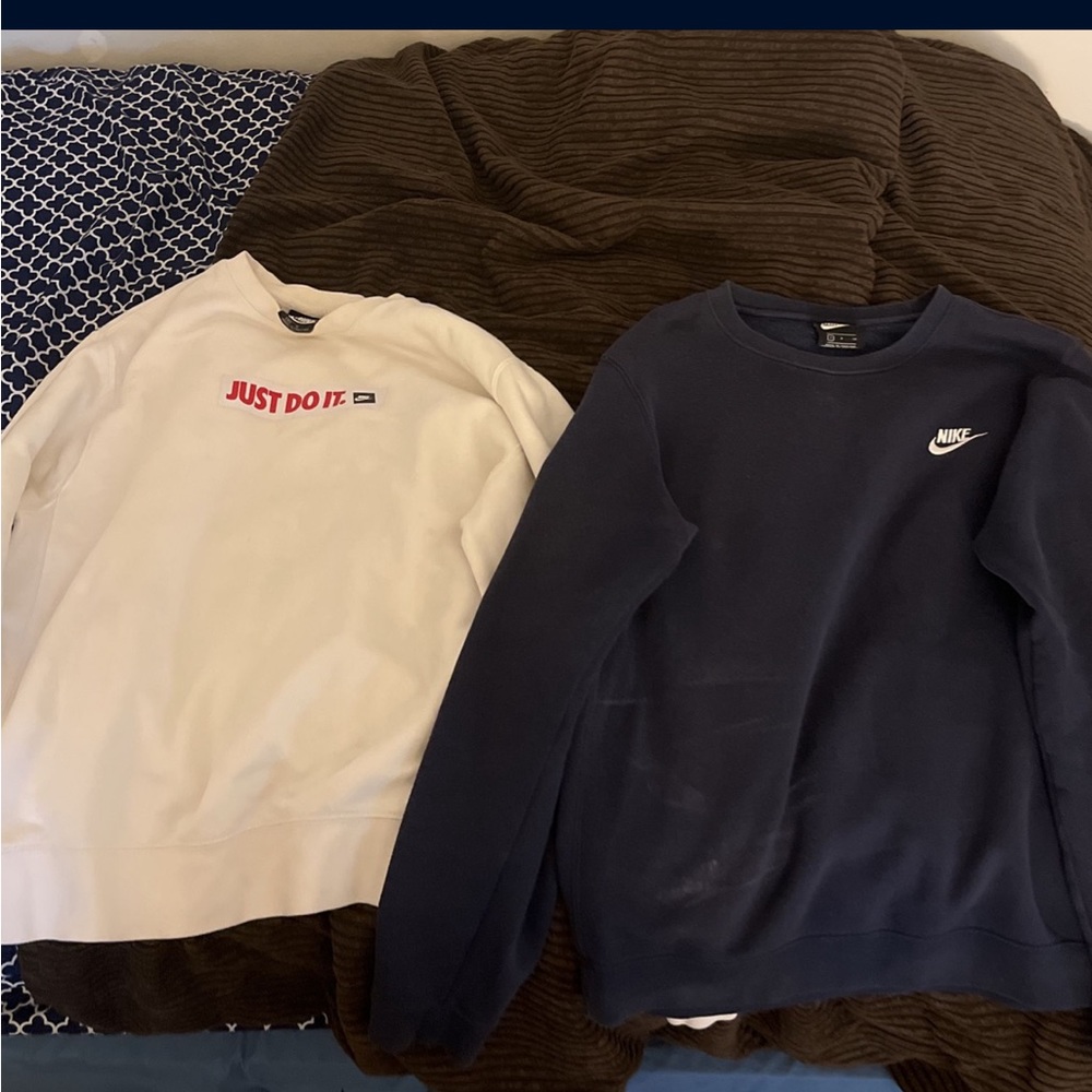 Nike crew fleece sweaters